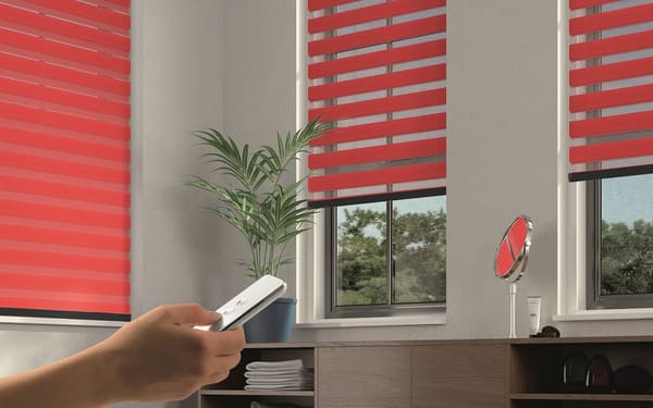 Рулонные шторы с электроприводом